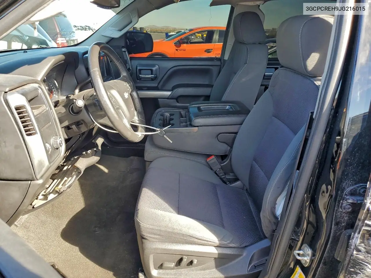 3GCPCREH9JG216015 2018 Chevrolet Silverado C1500 Lt