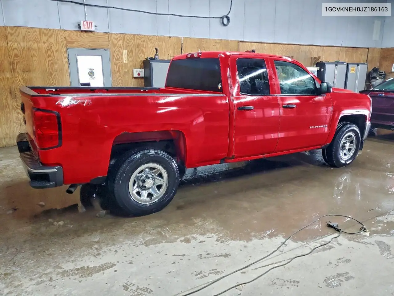 1GCVKNEH0JZ186163 2018 Chevrolet Silverado K1500