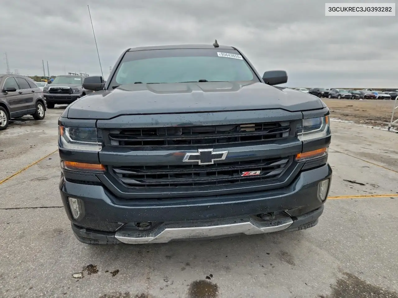 3GCUKREC3JG393282 2018 Chevrolet Silverado K1500 Lt
