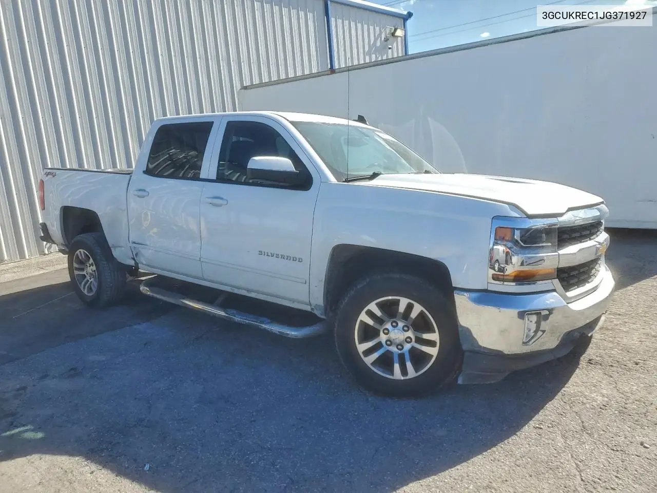 3GCUKREC1JG371927 2018 Chevrolet Silverado K1500 Lt