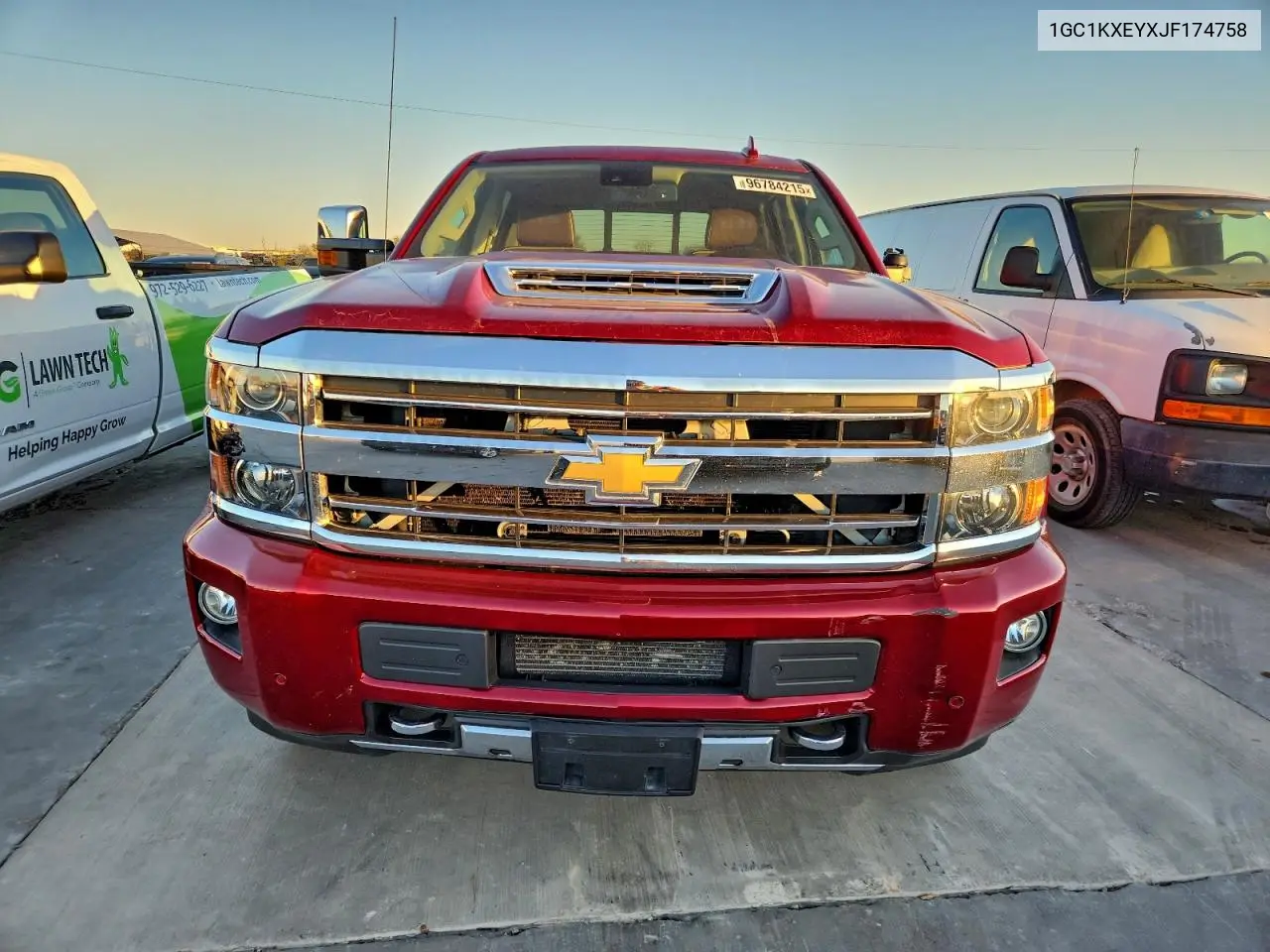 1GC1KXEYXJF174758 2018 Chevrolet Silverado K2500 High Country
