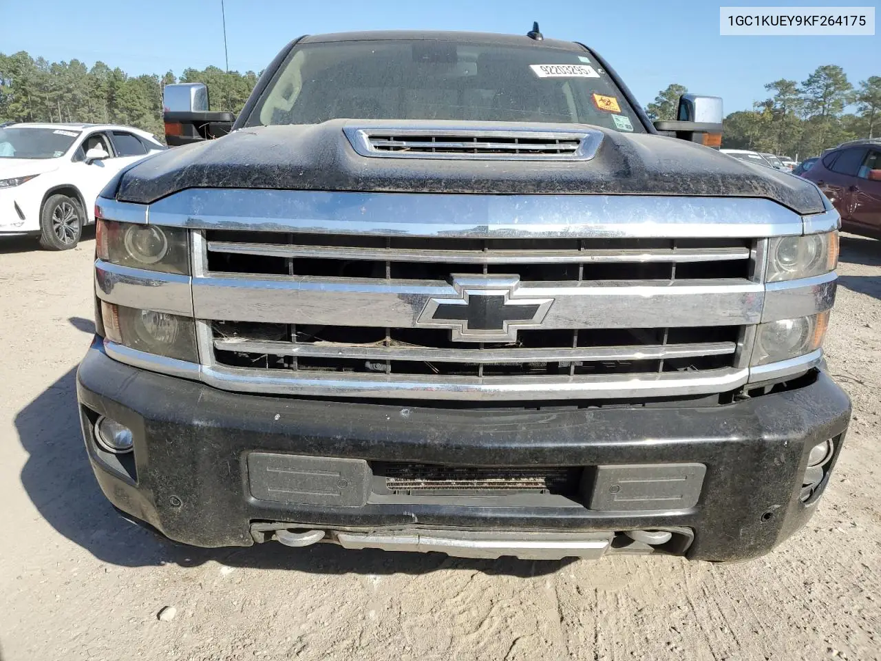 1GC1KUEY9KF264175 2019 Chevrolet Silverado K2500 High Country