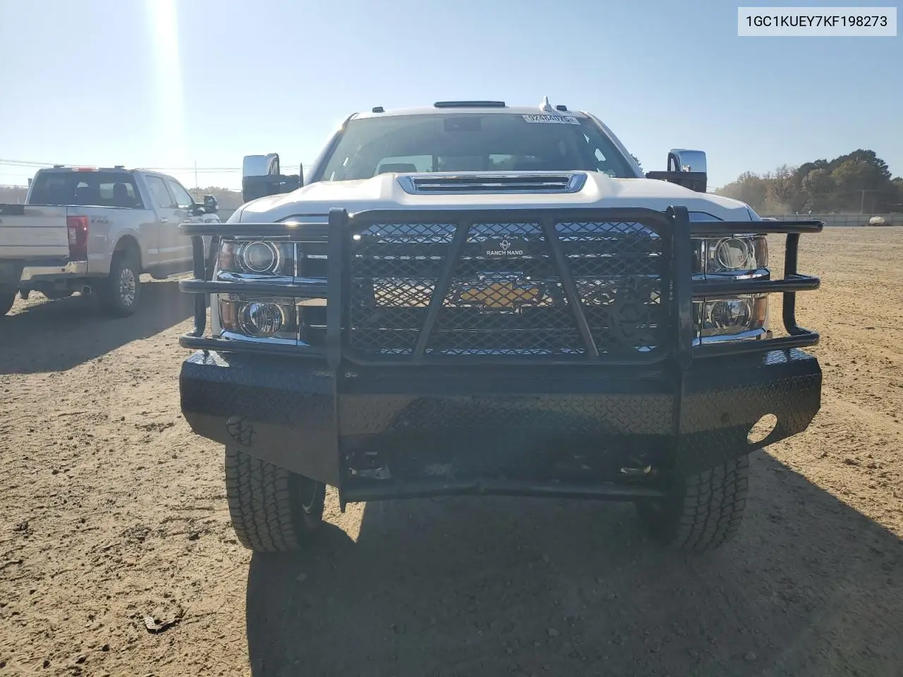 1GC1KUEY7KF198273 2019 Chevrolet Silverado K2500 High Country
