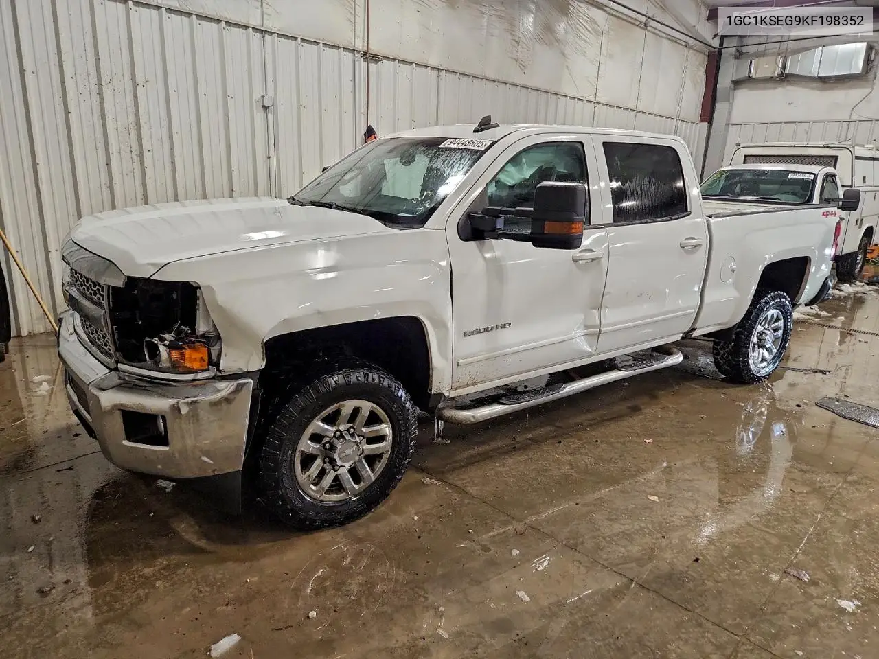 1GC1KSEG9KF198352 2019 Chevrolet Silverado K2500 Heavy Duty Lt