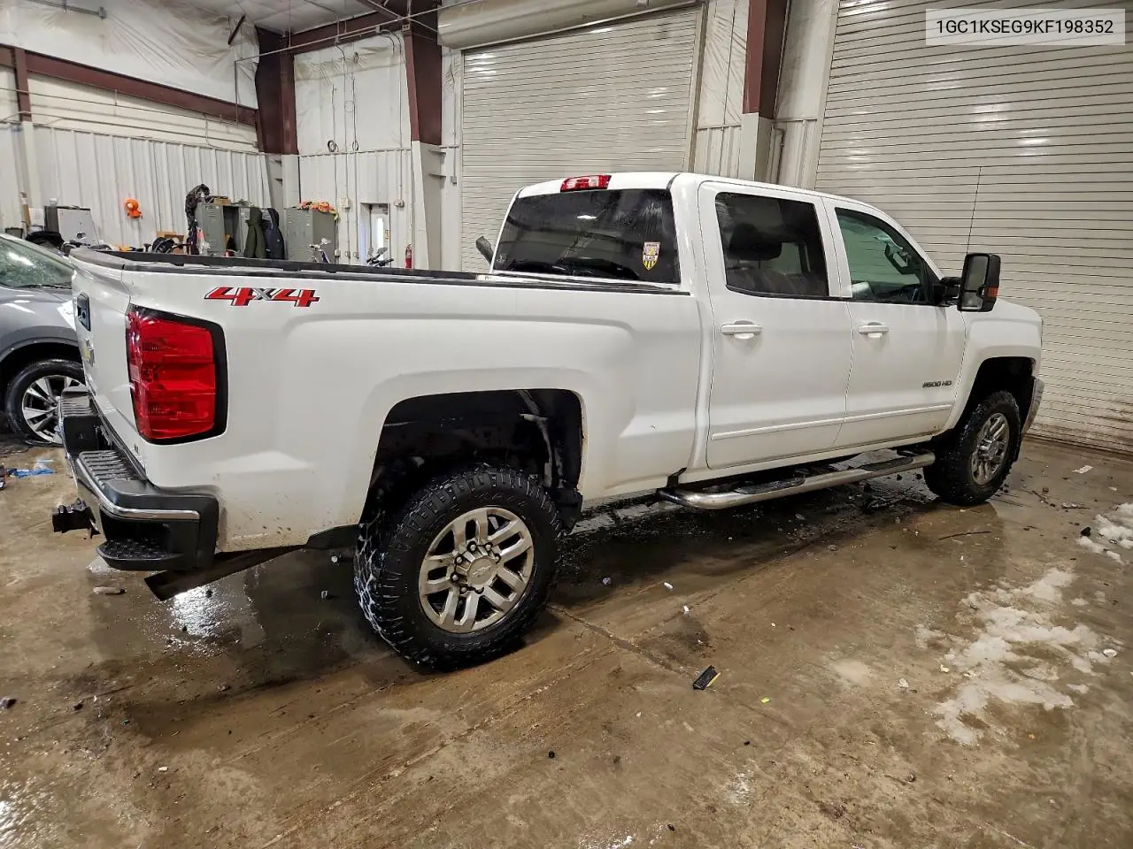 1GC1KSEG9KF198352 2019 Chevrolet Silverado K2500 Heavy Duty Lt