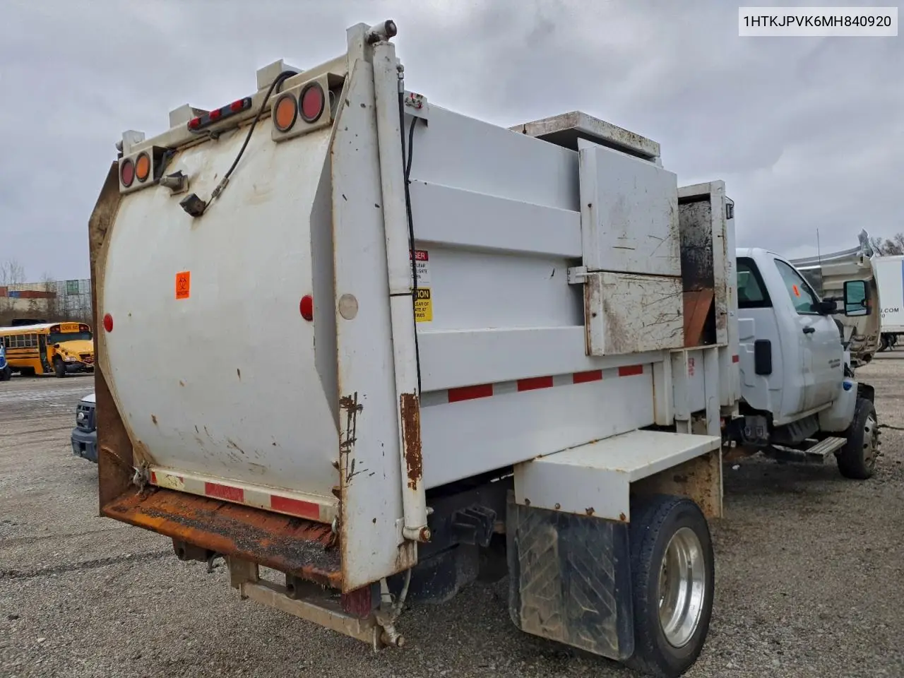 2021 Gm Refuse Truck VIN: 1HTKJPVK6MH840920 Lot: 93214495