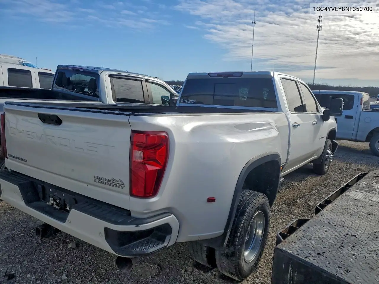 1GC4YVEY8NF350700 2022 Chevrolet Silverado K3500 High Country