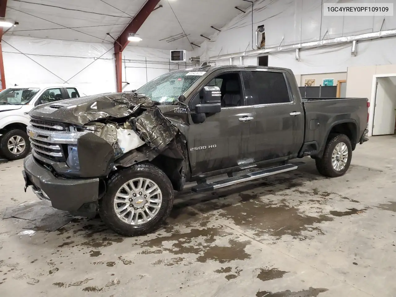 1GC4YREY0PF109109 2023 Chevrolet Silverado K2500 High Country