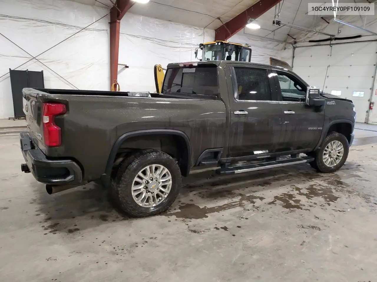 1GC4YREY0PF109109 2023 Chevrolet Silverado K2500 High Country