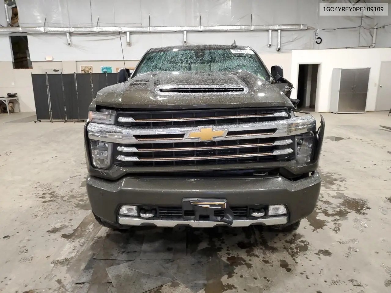 1GC4YREY0PF109109 2023 Chevrolet Silverado K2500 High Country