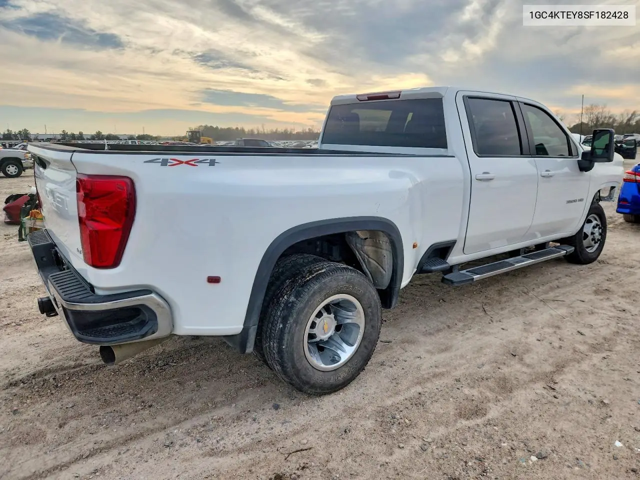1GC4KTEY8SF182428 2025 Chevrolet Silverado K3500 Lt