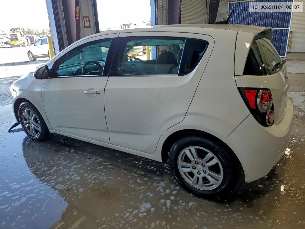 1G1JC6SH1C4106187 2012 Chevrolet Sonic Lt