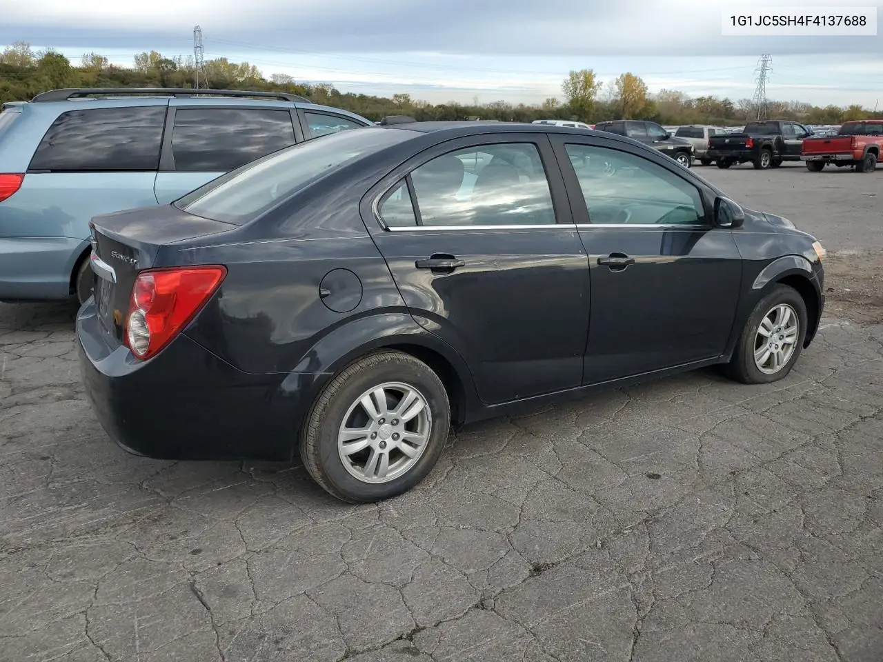 1G1JC5SH4F4137688 2015 Chevrolet Sonic Lt