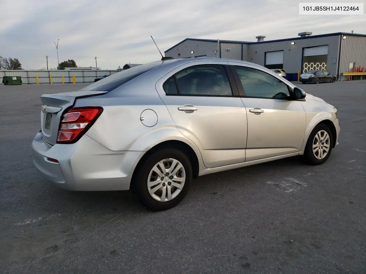 1G1JB5SH1J4122464 2018 Chevrolet Sonic Ls