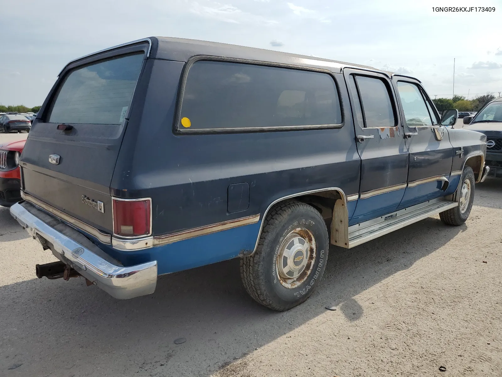 1GNGR26KXJF173409 1988 Chevrolet Suburban R20