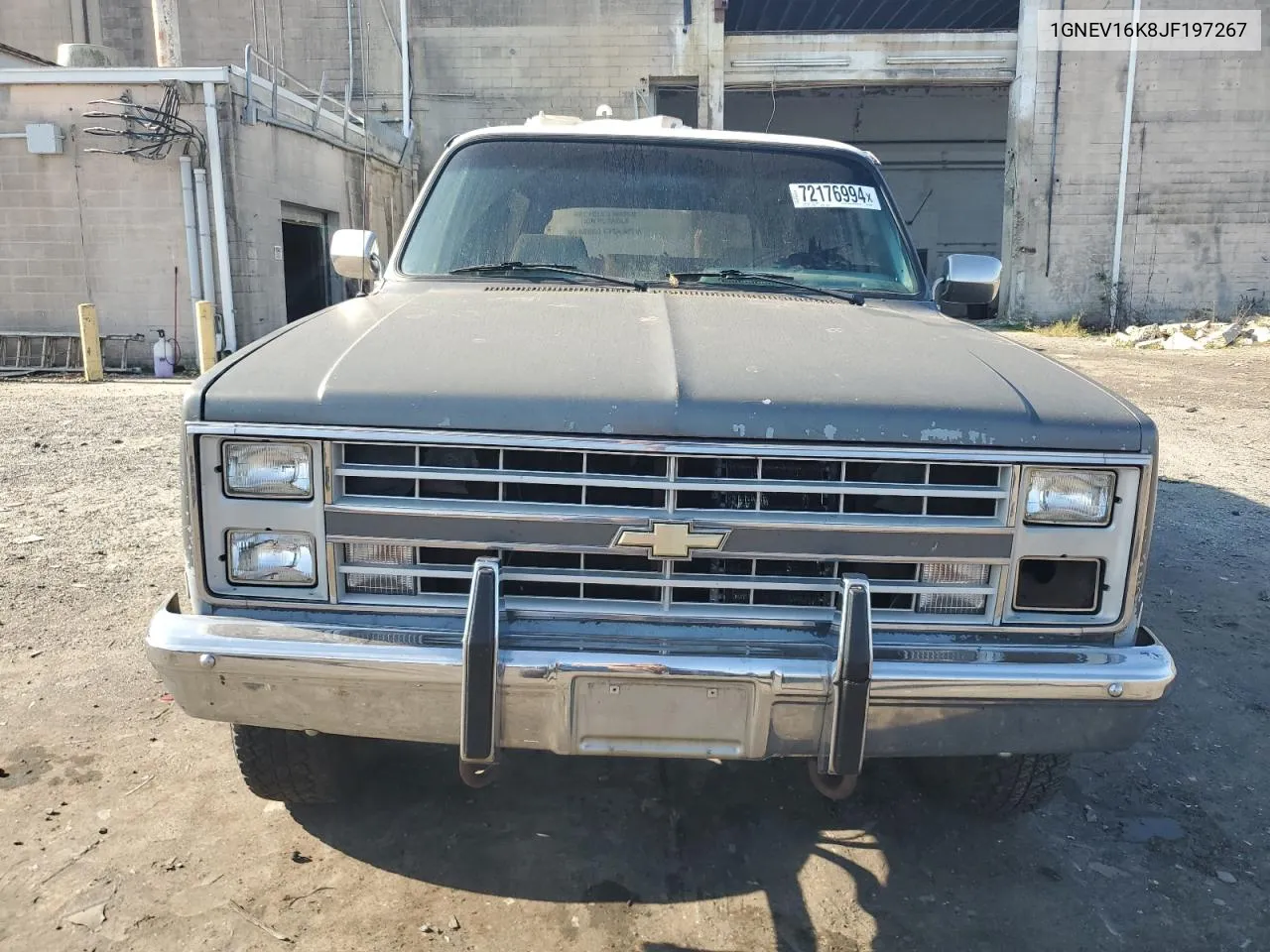 1988 Chevrolet Suburban V10 VIN: 1GNEV16K8JF197267 Lot: 72176994