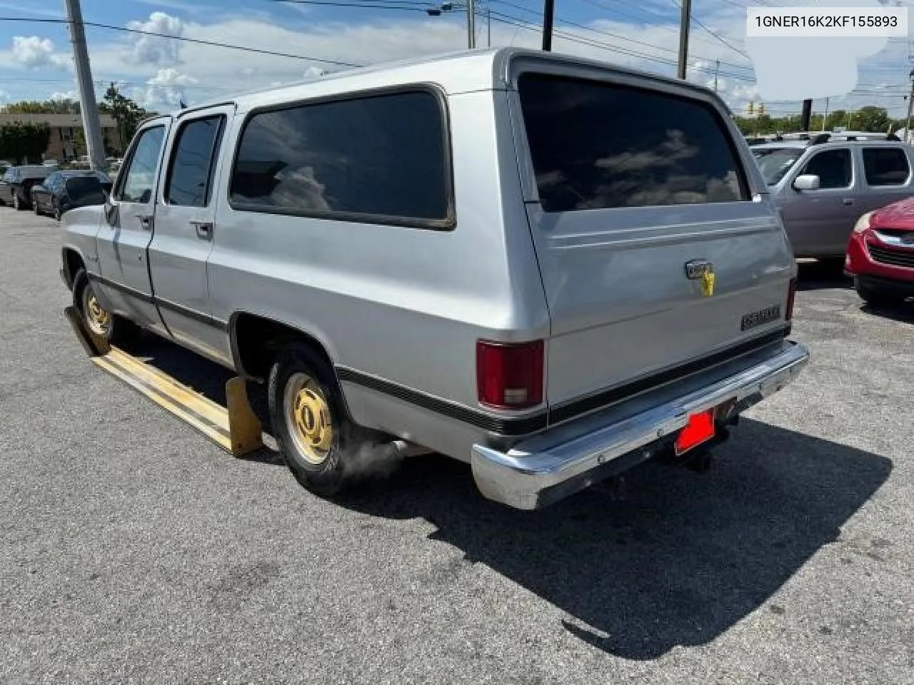 1989 Chevrolet Suburban R1500 VIN: 1GNER16K2KF155893 Lot: 70373034