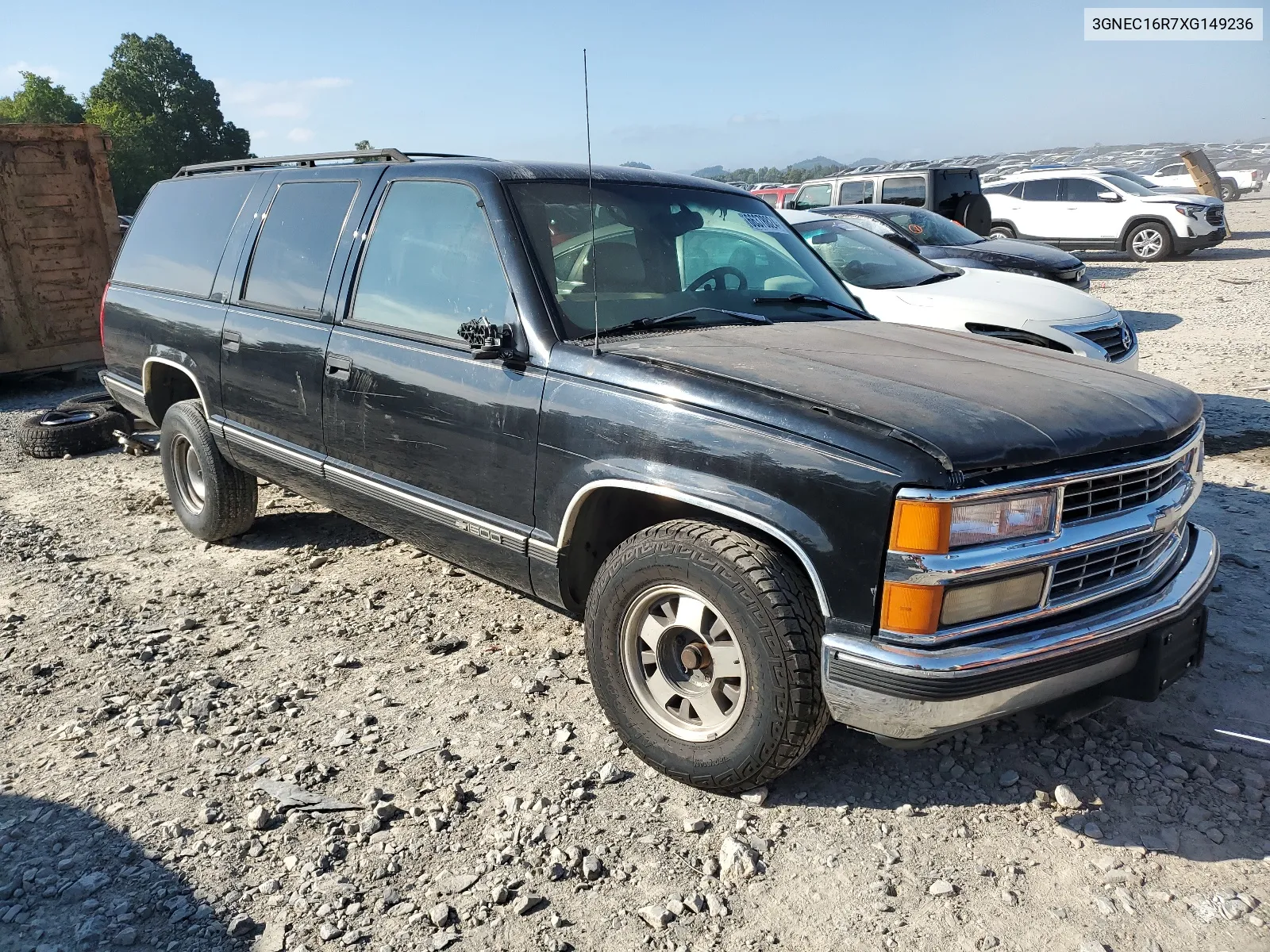 3GNEC16R7XG149236 1999 Chevrolet Suburban C1500