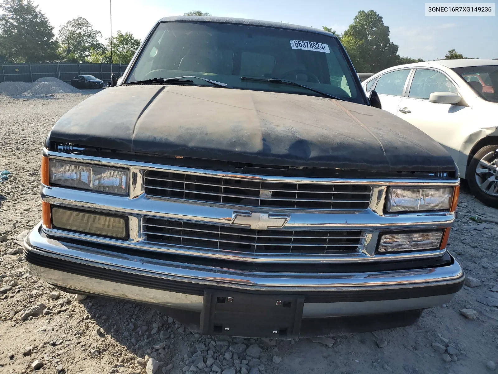 3GNEC16R7XG149236 1999 Chevrolet Suburban C1500