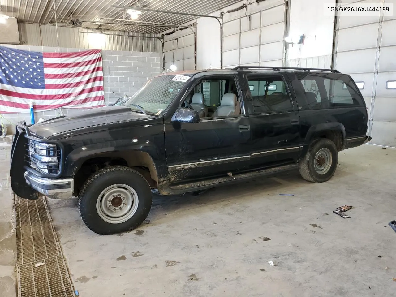 1999 Chevrolet Suburban K2500 VIN: 1GNGK26J6XJ444189 Lot: 68249474