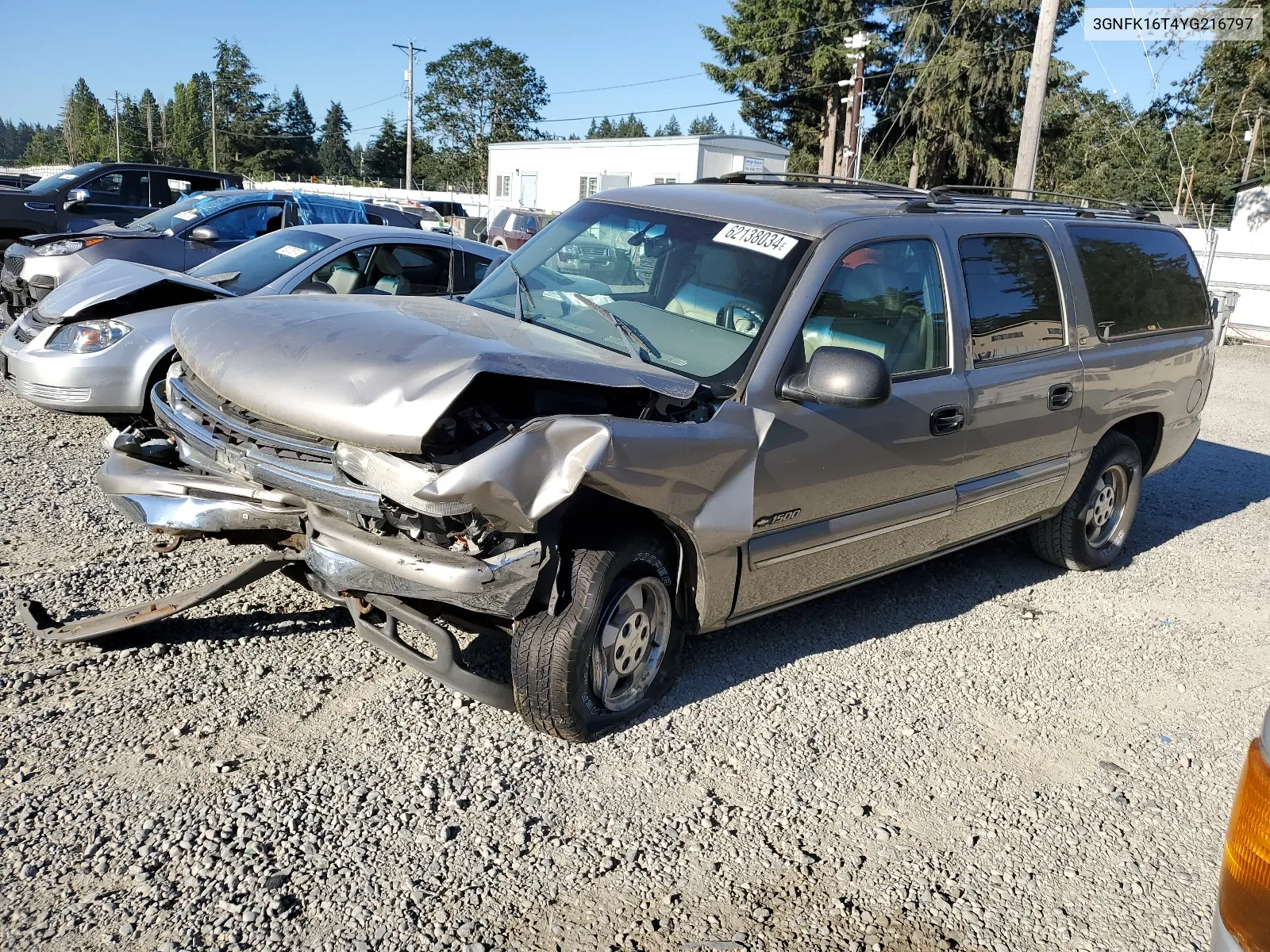 2000 Chevrolet Suburban K1500 VIN: 3GNFK16T4YG216797 Lot: 62138034