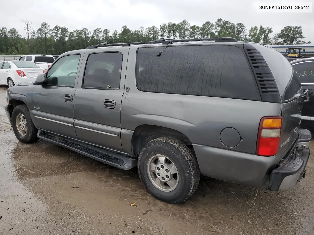 2000 Chevrolet Suburban K1500 VIN: 3GNFK16T8YG138542 Lot: 66582394