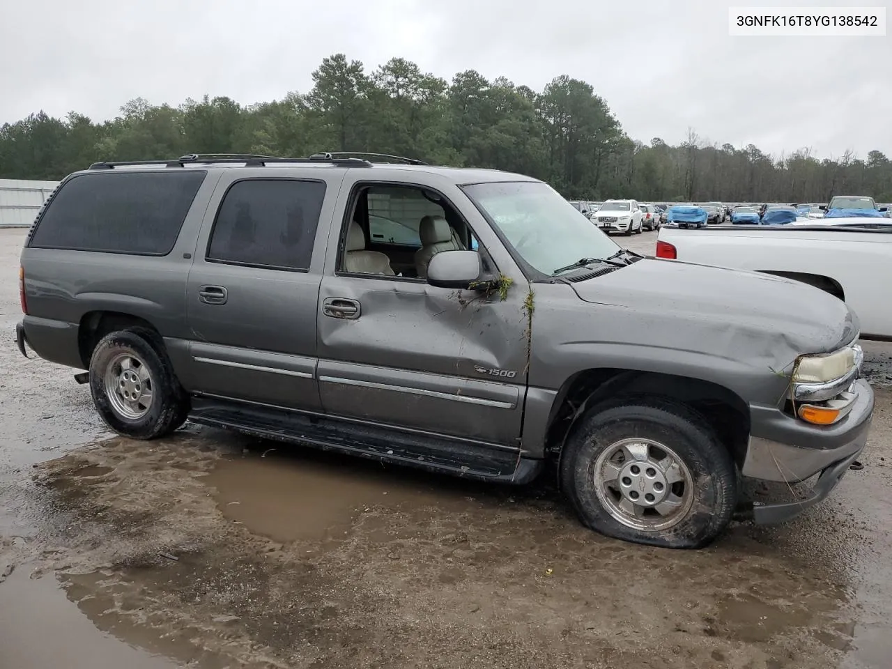 2000 Chevrolet Suburban K1500 VIN: 3GNFK16T8YG138542 Lot: 66582394