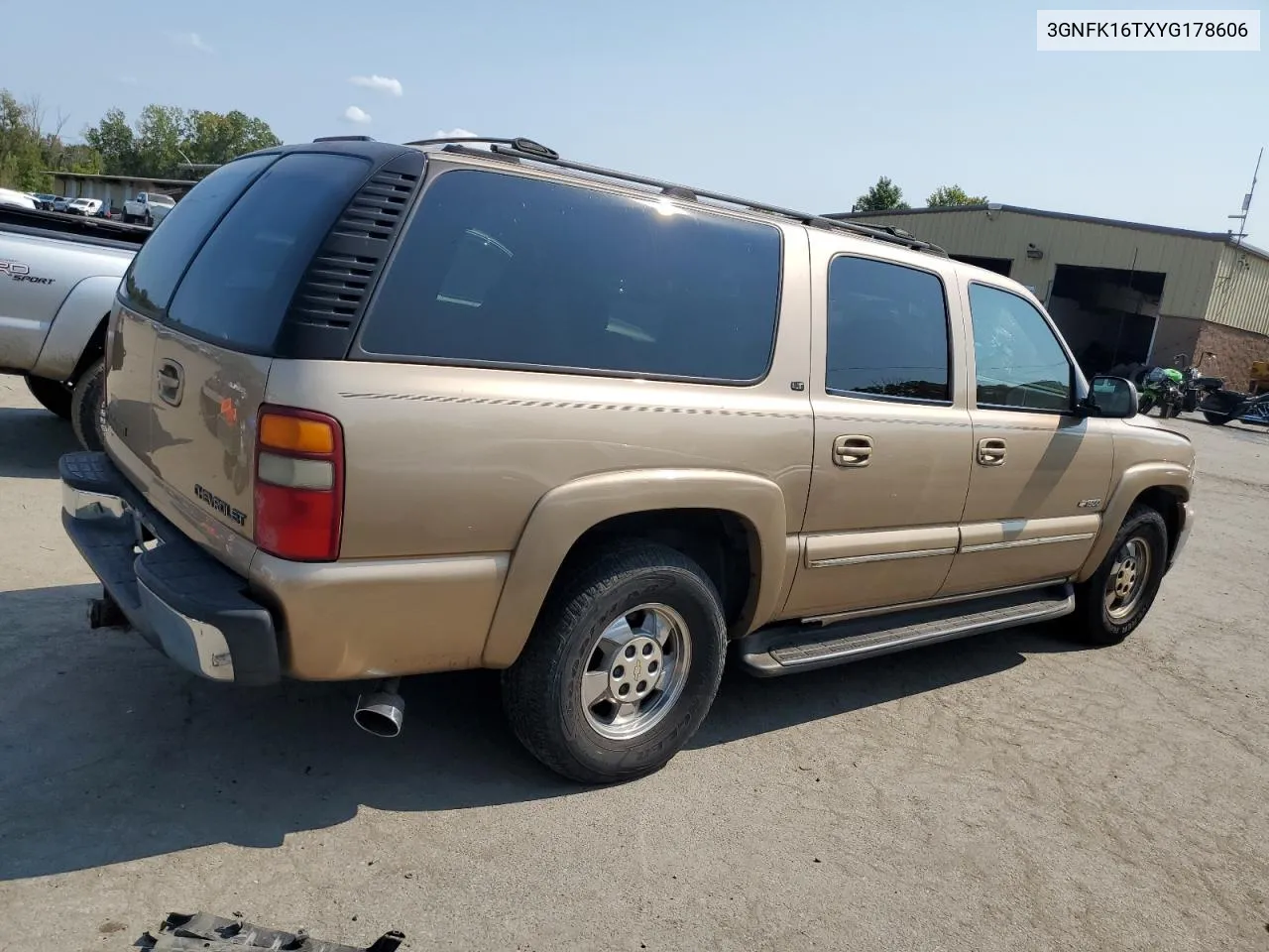 2000 Chevrolet Suburban K1500 VIN: 3GNFK16TXYG178606 Lot: 71483564