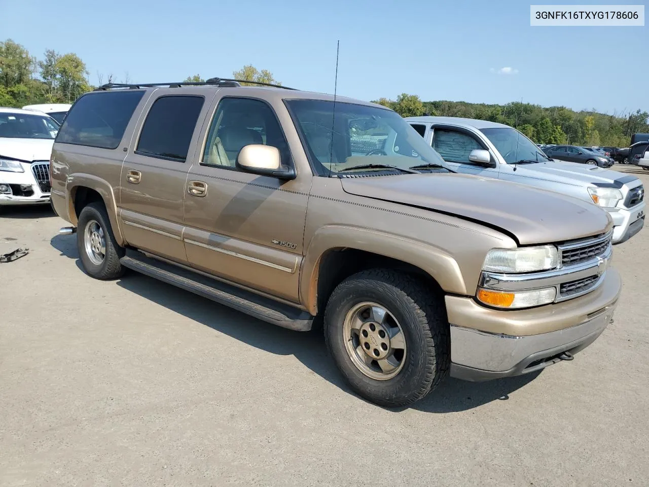 2000 Chevrolet Suburban K1500 VIN: 3GNFK16TXYG178606 Lot: 71483564