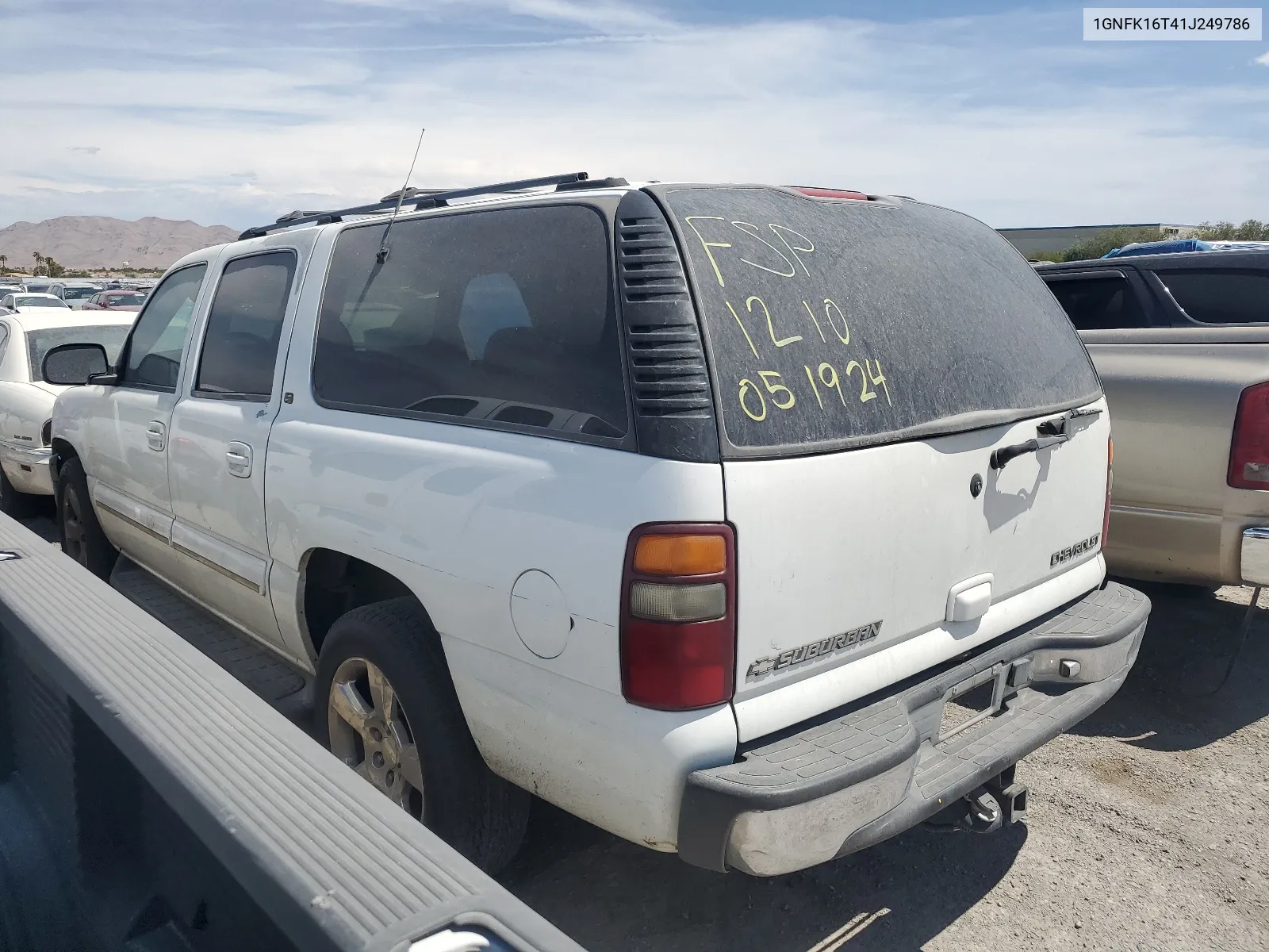 2001 Chevrolet Suburban K1500 VIN: 1GNFK16T41J249786 Lot: 56725744