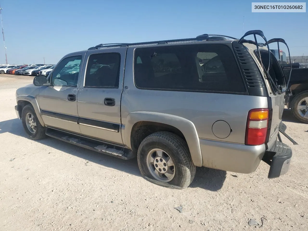 2001 Chevrolet Suburban C1500 VIN: 3GNEC16T01G260682 Lot: 70869134