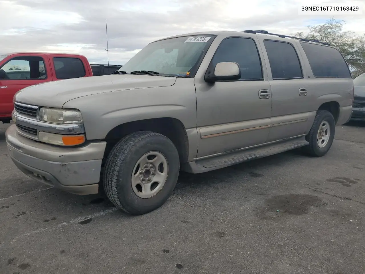 3GNEC16T71G163429 2001 Chevrolet Suburban C1500