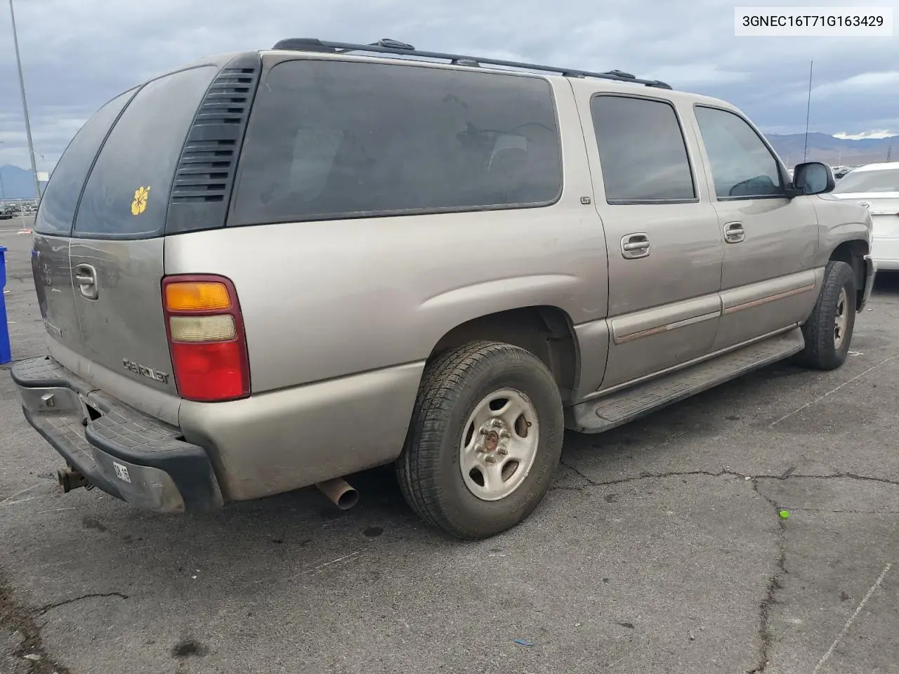 3GNEC16T71G163429 2001 Chevrolet Suburban C1500