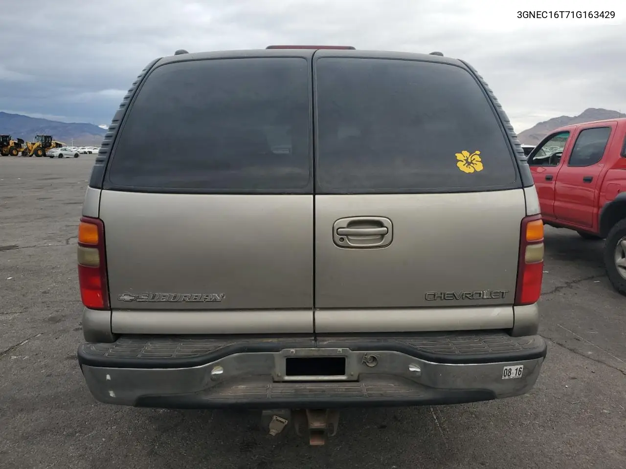 3GNEC16T71G163429 2001 Chevrolet Suburban C1500