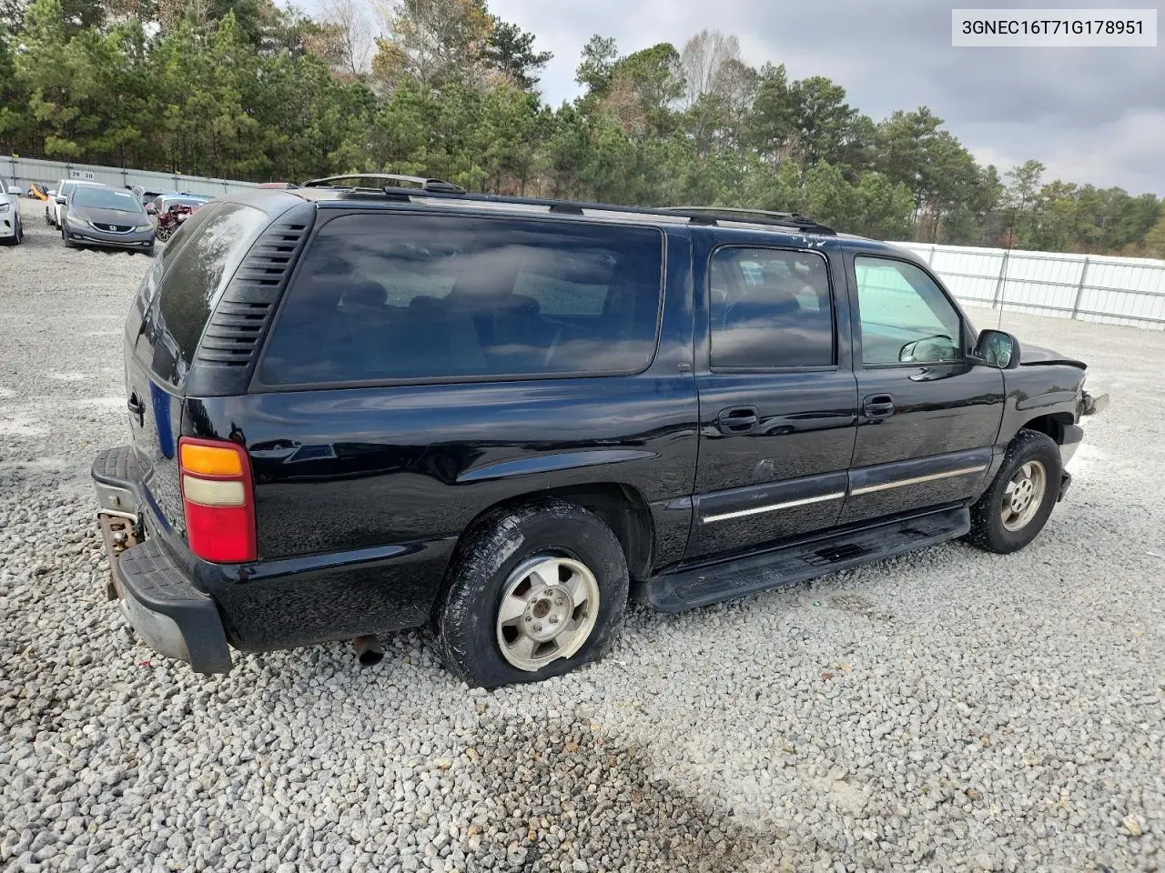 3GNEC16T71G178951 2001 Chevrolet Suburban C1500