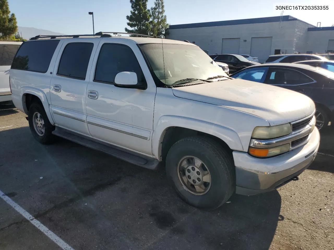 2002 Chevrolet Suburban C1500 VIN: 3GNEC16TX2G353355 Lot: 68508734