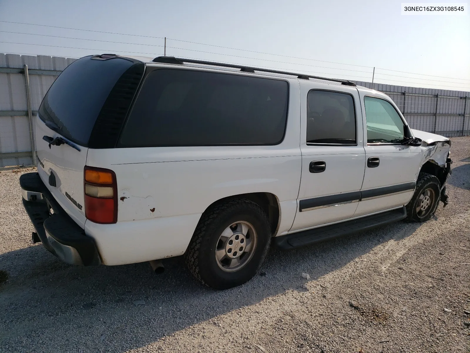 2003 Chevrolet Suburban C1500 VIN: 3GNEC16ZX3G108545 Lot: 57950424