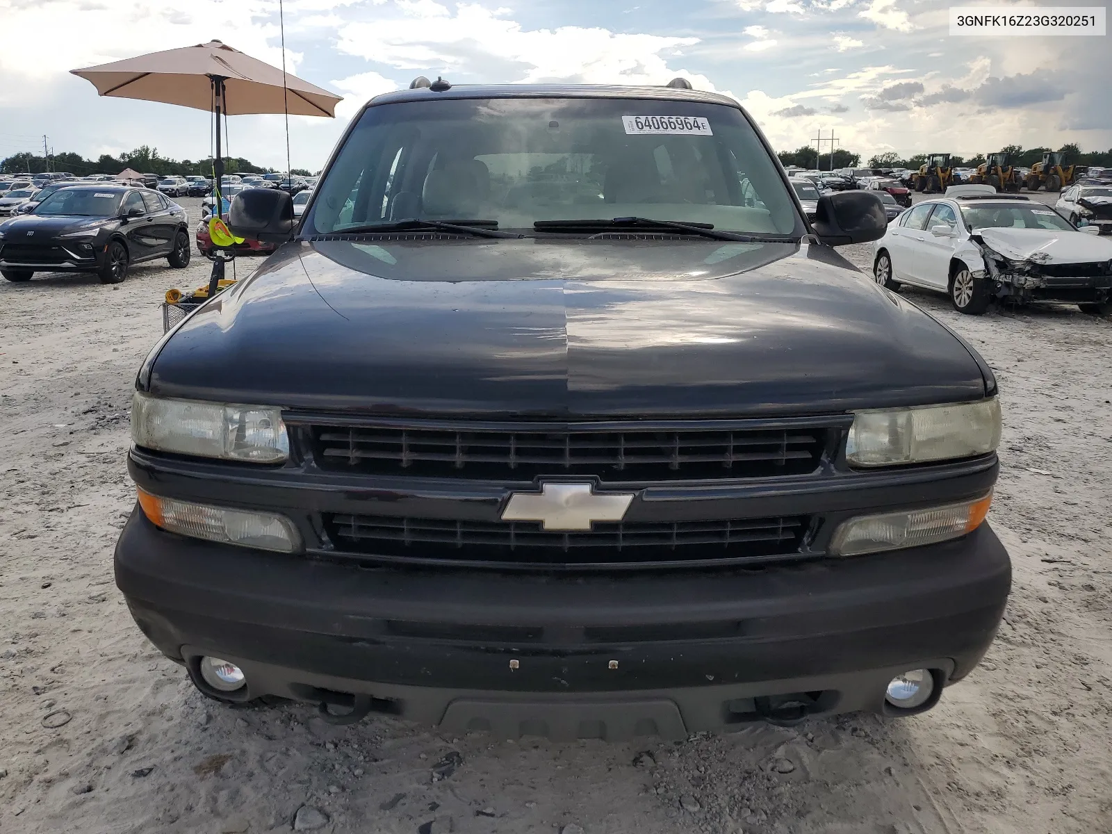 2003 Chevrolet Suburban K1500 VIN: 3GNFK16Z23G320251 Lot: 64066964