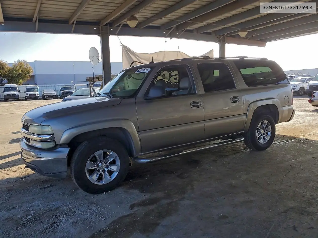 3GNFK16T73G176904 2003 Chev Suburban