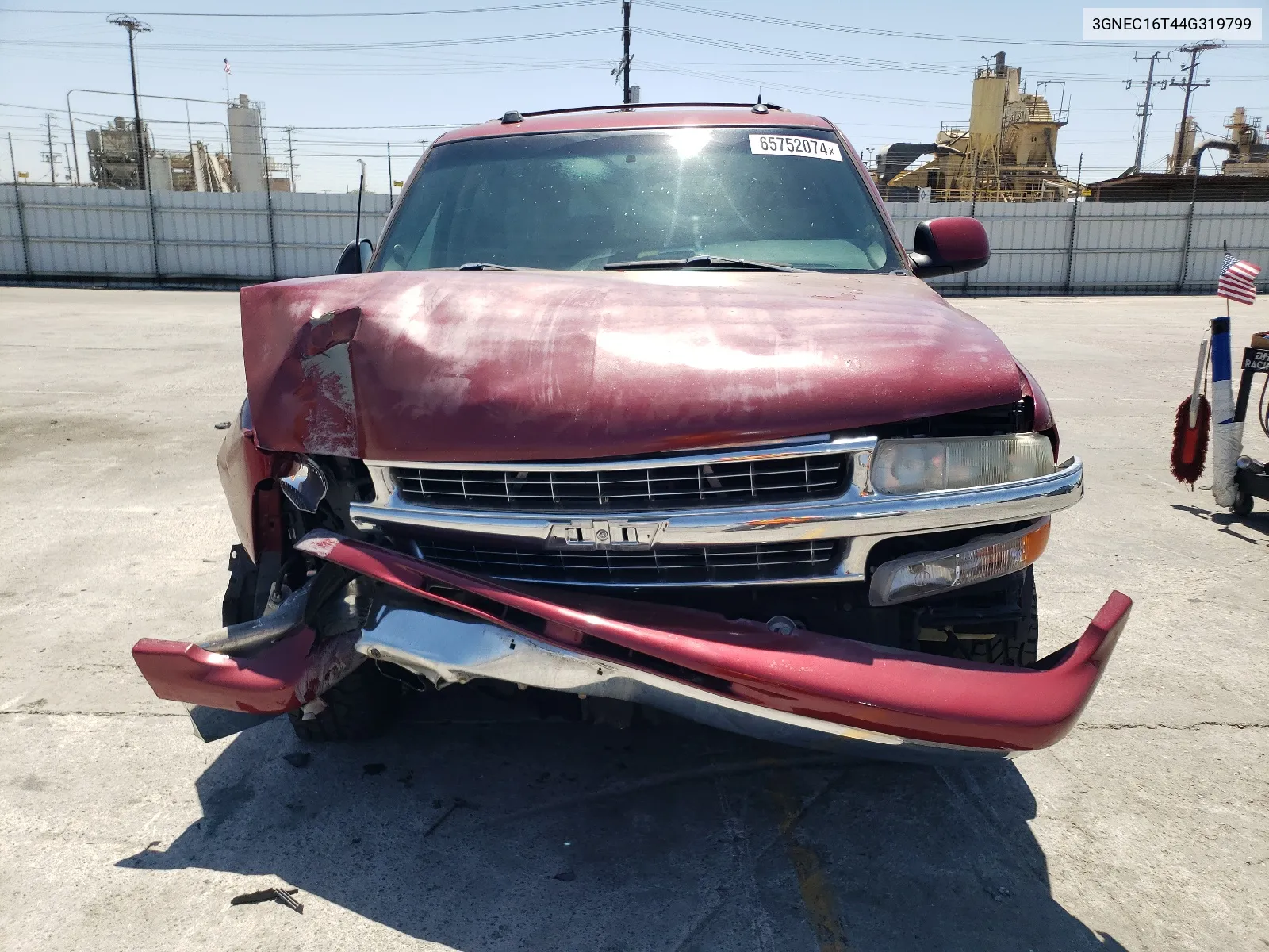 2004 Chevrolet Suburban C1500 VIN: 3GNEC16T44G319799 Lot: 65752074