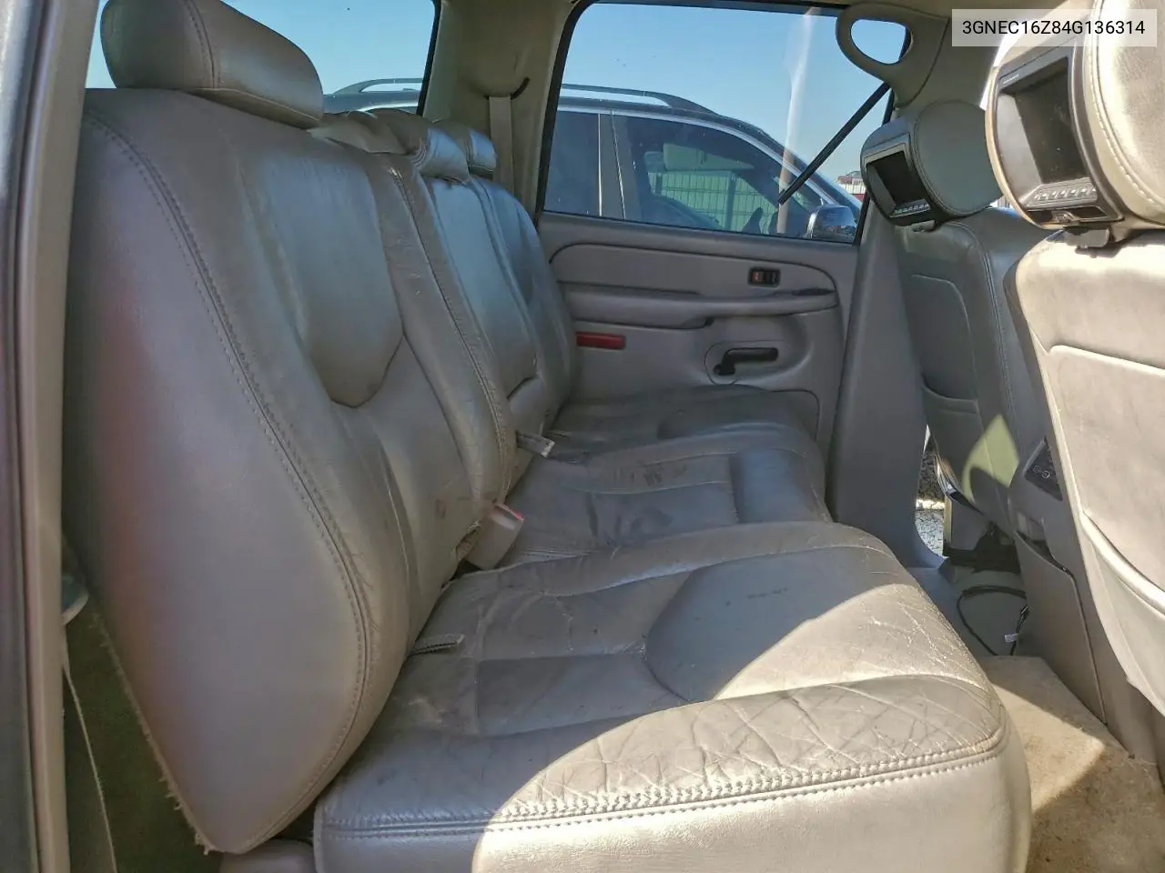 3GNEC16Z84G136314 2004 Chevrolet Suburban C1500