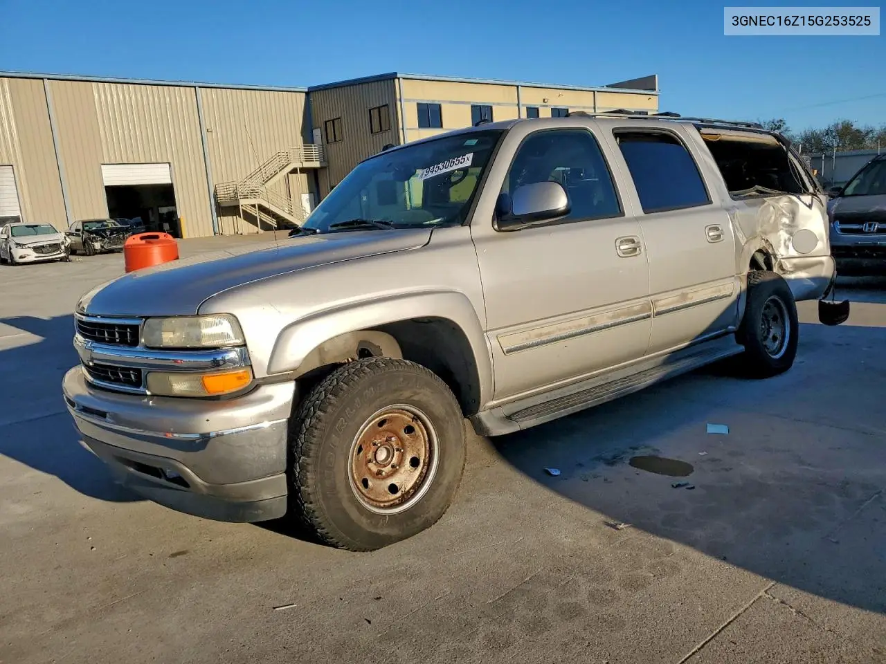 3GNEC16Z15G253525 2005 Chevrolet Suburban C1500