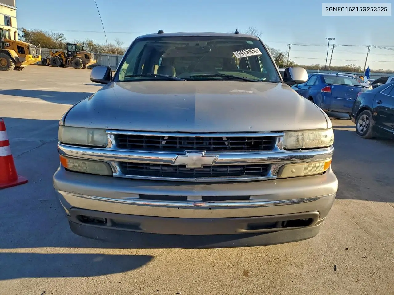 3GNEC16Z15G253525 2005 Chevrolet Suburban C1500