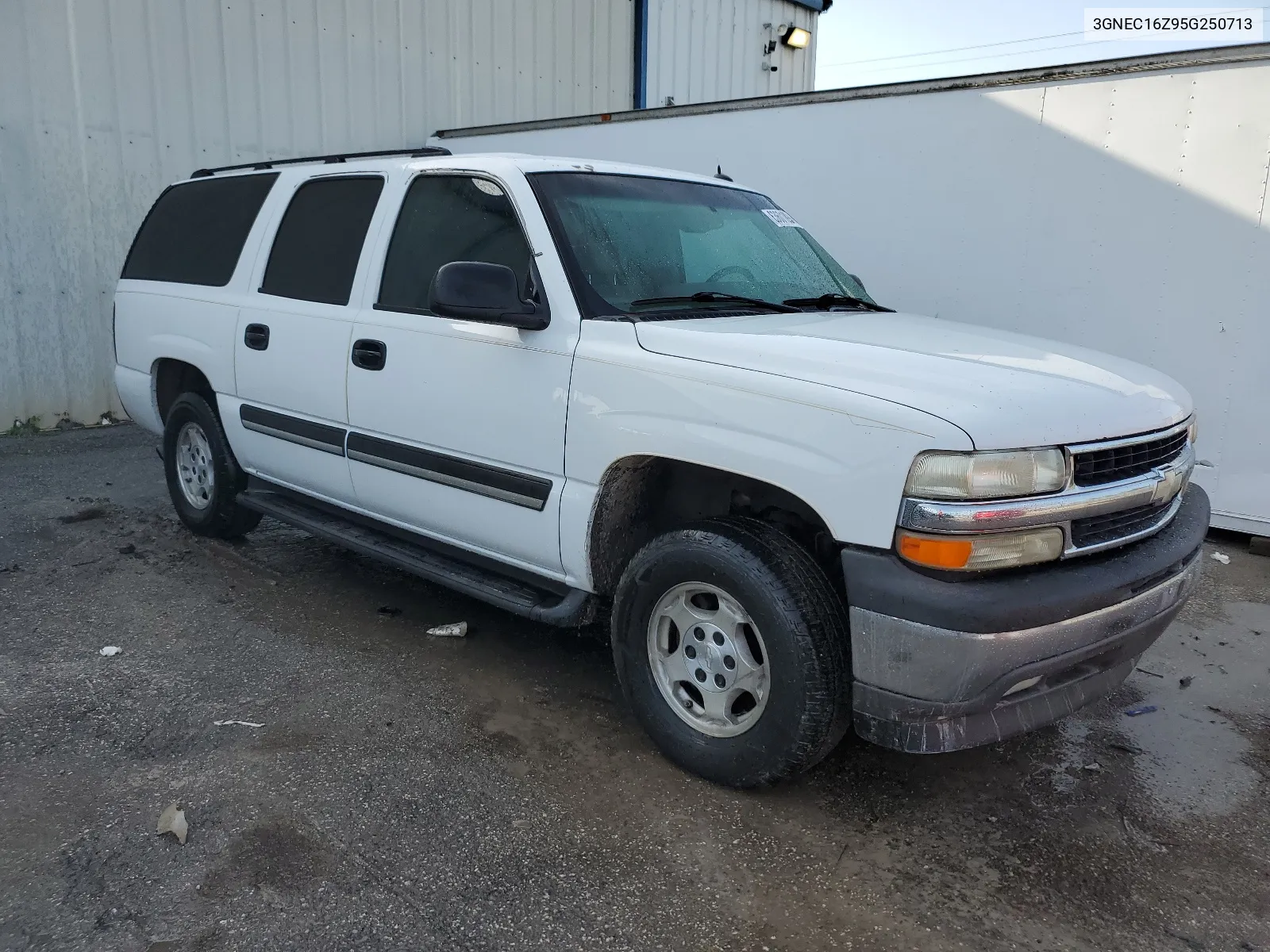 3GNEC16Z95G250713 2005 Chevrolet Suburban C1500