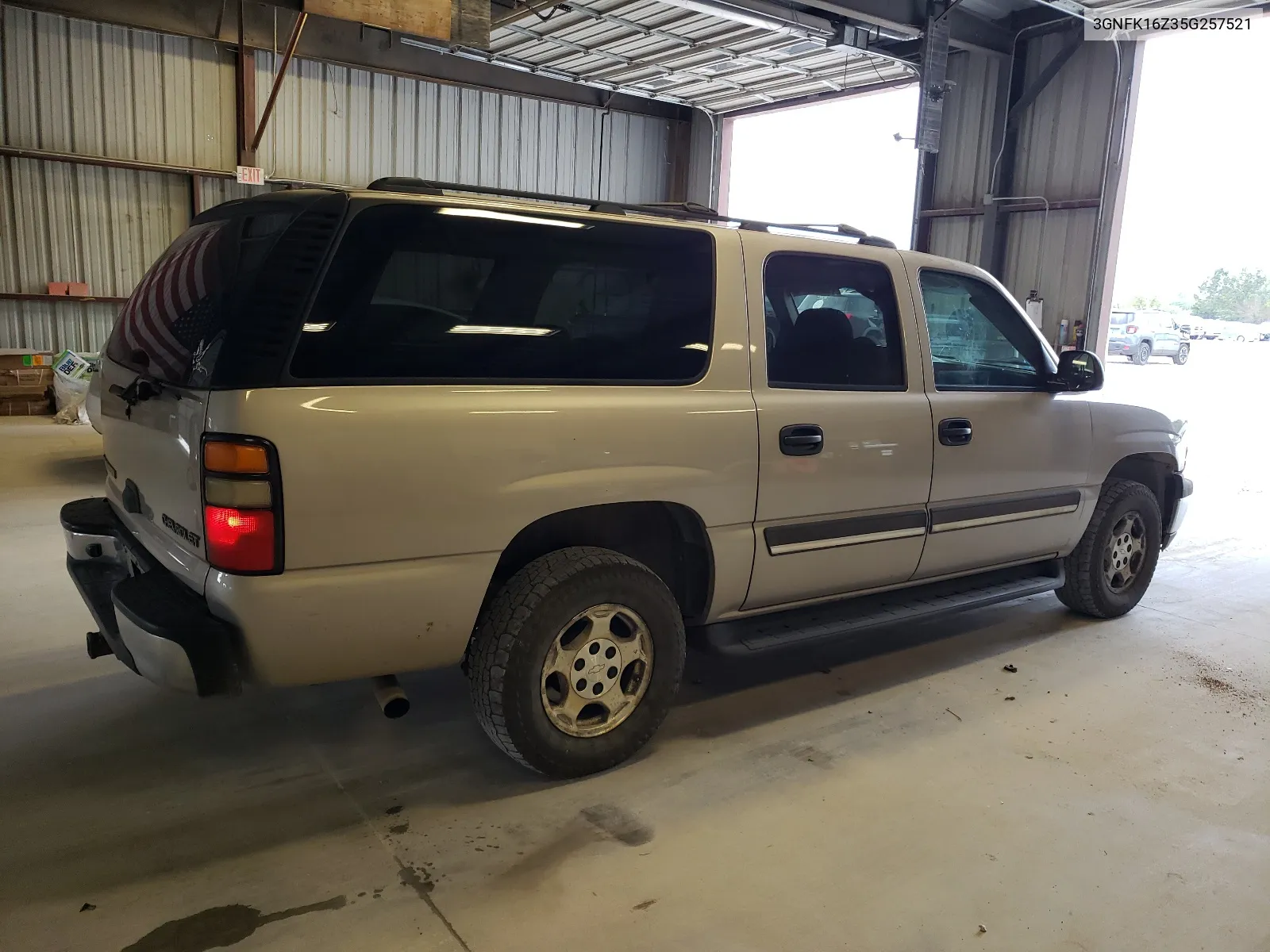 2005 Chevrolet Suburban K1500 VIN: 3GNFK16Z35G257521 Lot: 66124824