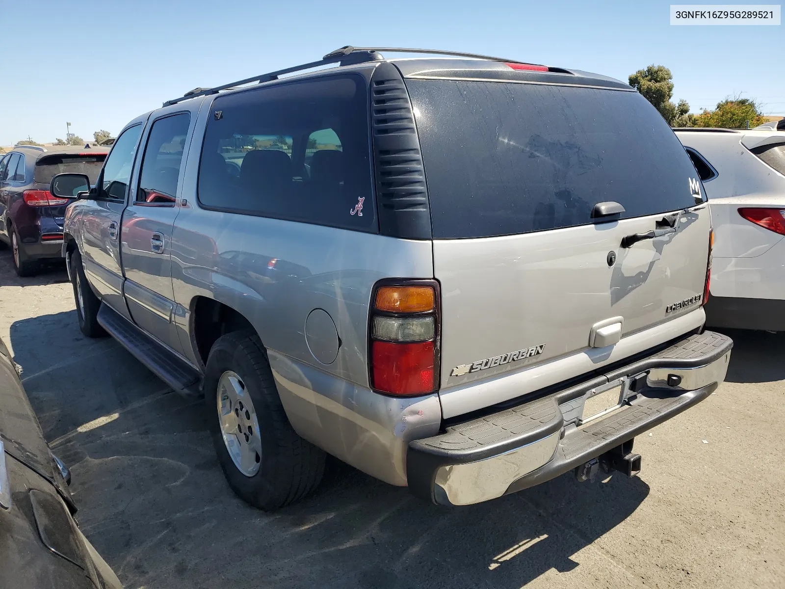 3GNFK16Z95G289521 2005 Chevrolet Suburban K1500