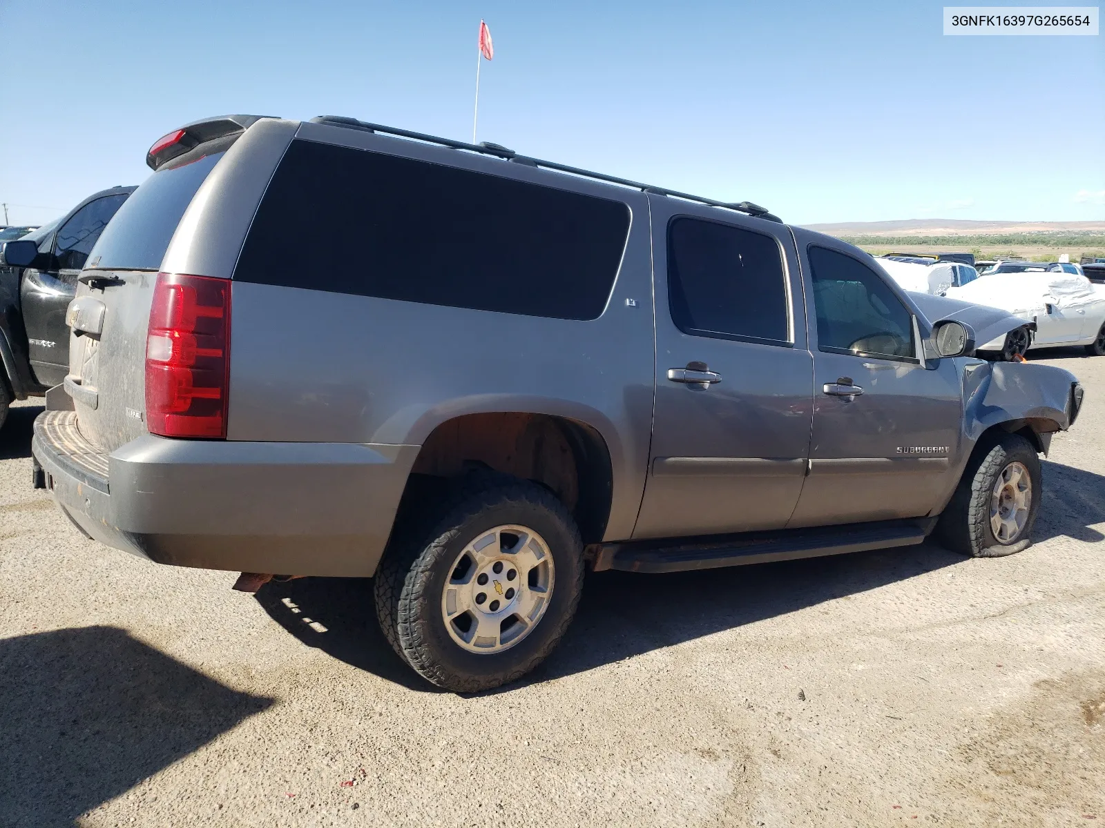 2007 Chevrolet Suburban K1500 VIN: 3GNFK16397G265654 Lot: 51551054