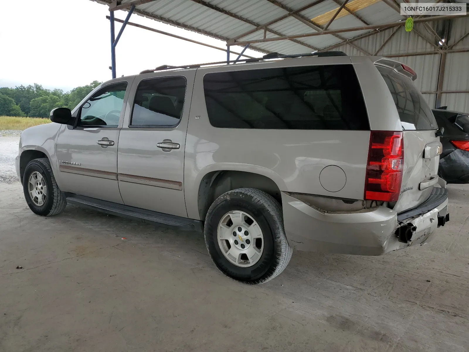 2007 Chevrolet Suburban C1500 VIN: 1GNFC16017J215333 Lot: 61279434