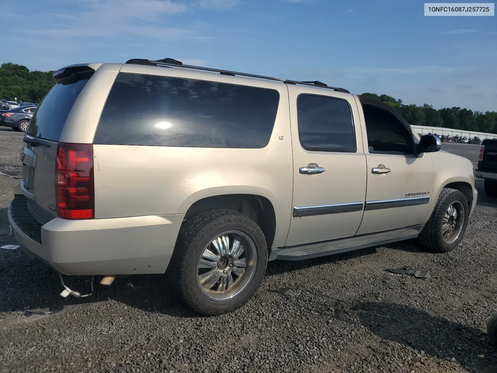 1GNFC16087J257725 2007 Chevrolet Suburban C1500