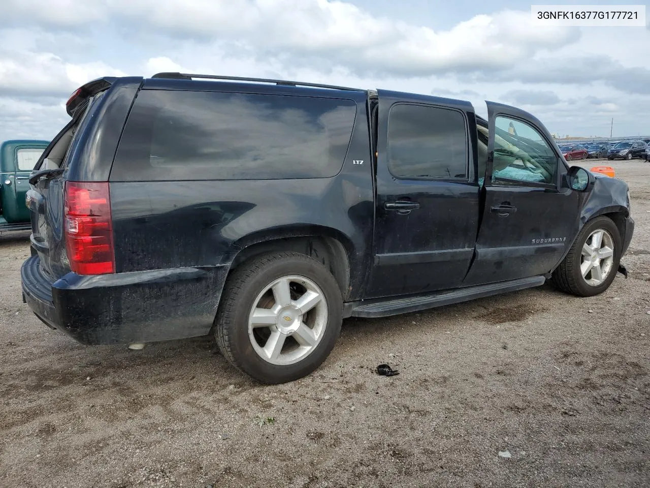 2007 Chevrolet Suburban K1500 VIN: 3GNFK16377G177721 Lot: 66013204